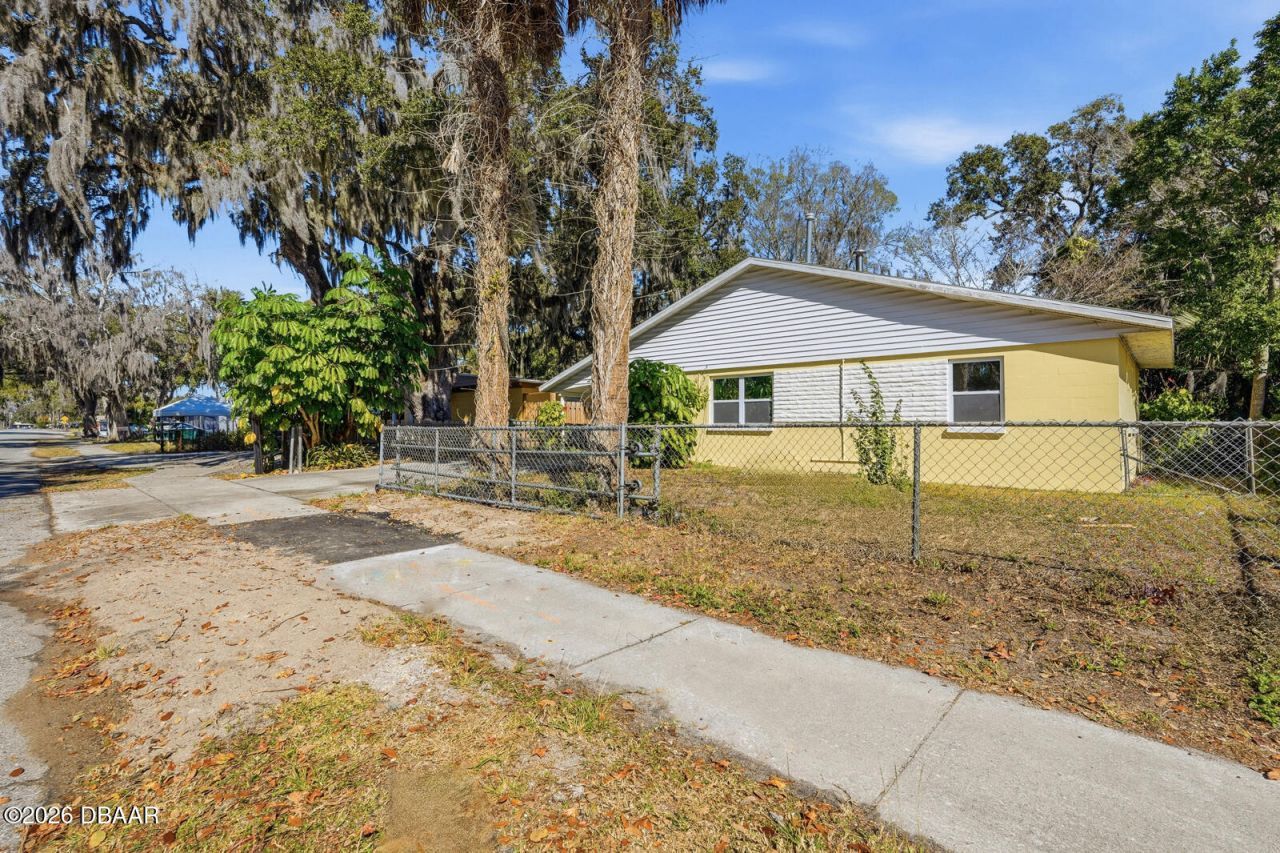 437 Lockhart Street, Daytona Beach, FL 32114 Photo