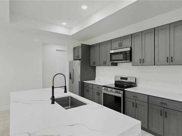 2705 64th ST W, LEHIGH ACRES, FL 33971