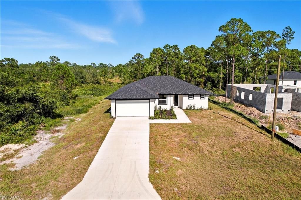 2705 64th St W, Lehigh Acres, FL 33971 Photo