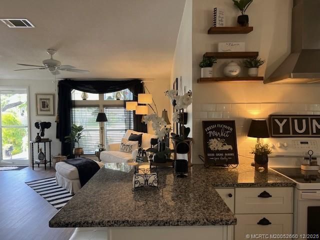 2555 Pga Boulevard, Unit 157, Palm Beach Gardens, FL 33410 Photo