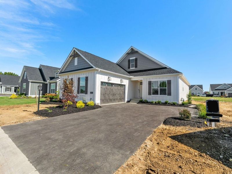 4275 Flamingo Drive, Lewis Center, OH 43035 Photo 1