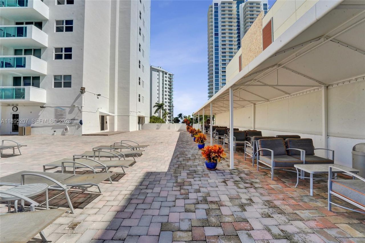 3000 S Ocean Dr, Unit 1106, Hollywood, FL 33019 Photo