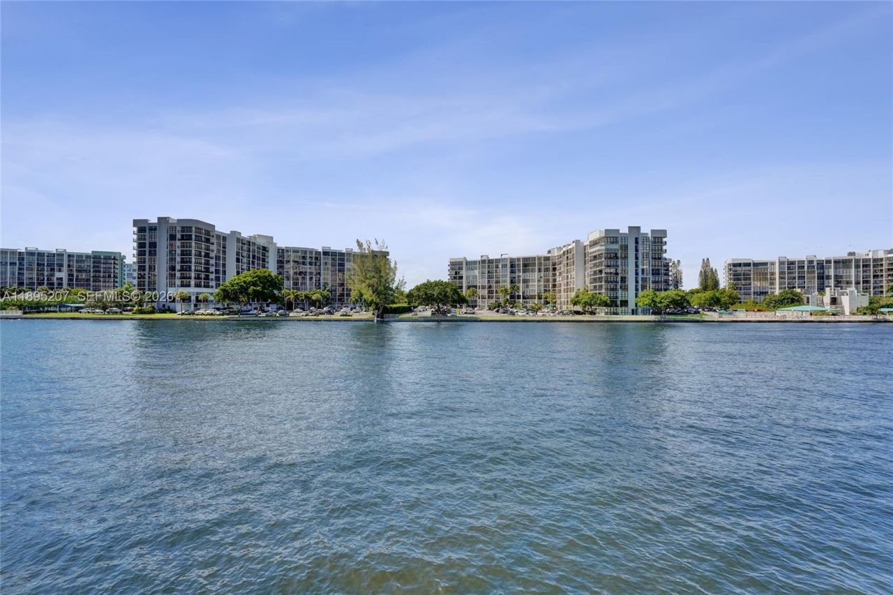 3000 S Ocean Dr, Unit 1106, Hollywood, FL 33019 Photo