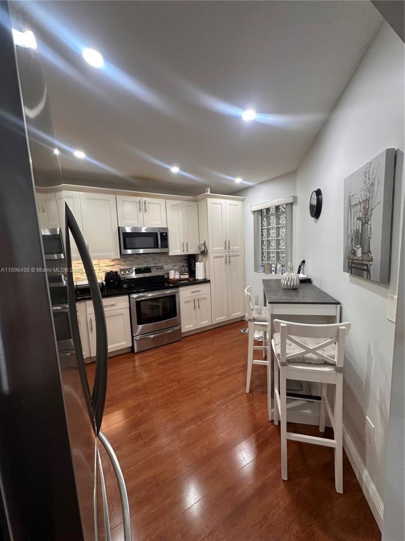 4400 NW 30th St, Unit 224, Coconut Creek, FL 33066 Photo