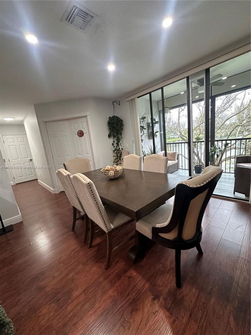 4400 NW 30th St, Unit 224, Coconut Creek, FL 33066 Photo