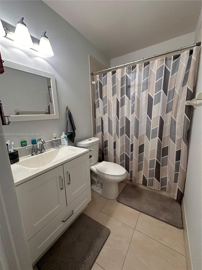 4400 NW 30th St, Unit 224, Coconut Creek, FL 33066 Photo