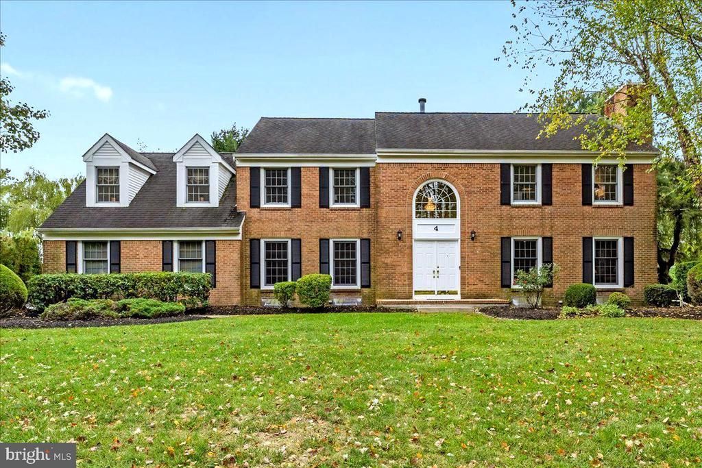 4 Banff Drive, Princeton Junction, NJ 08550 Main Photo