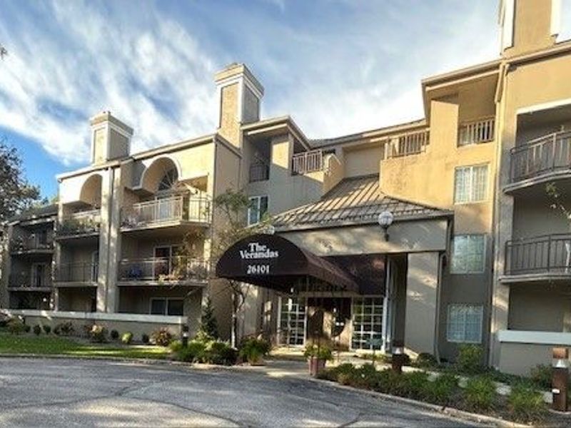 26101 Village Lane, Unit 104, Beachwood, OH 44122 Photo 1