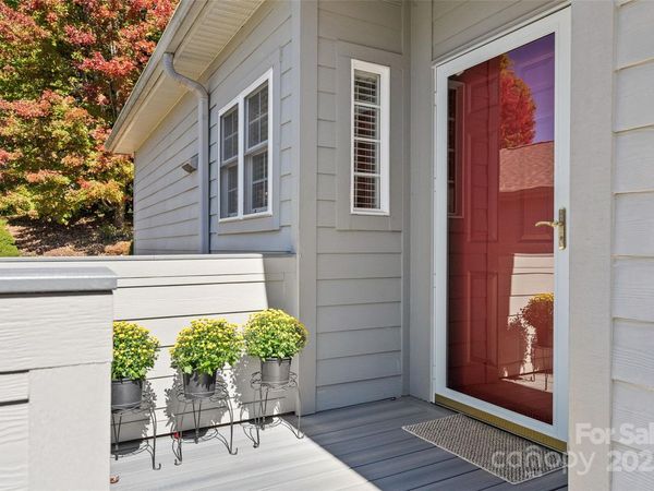 23 Holiday Drive, Arden, NC 28704