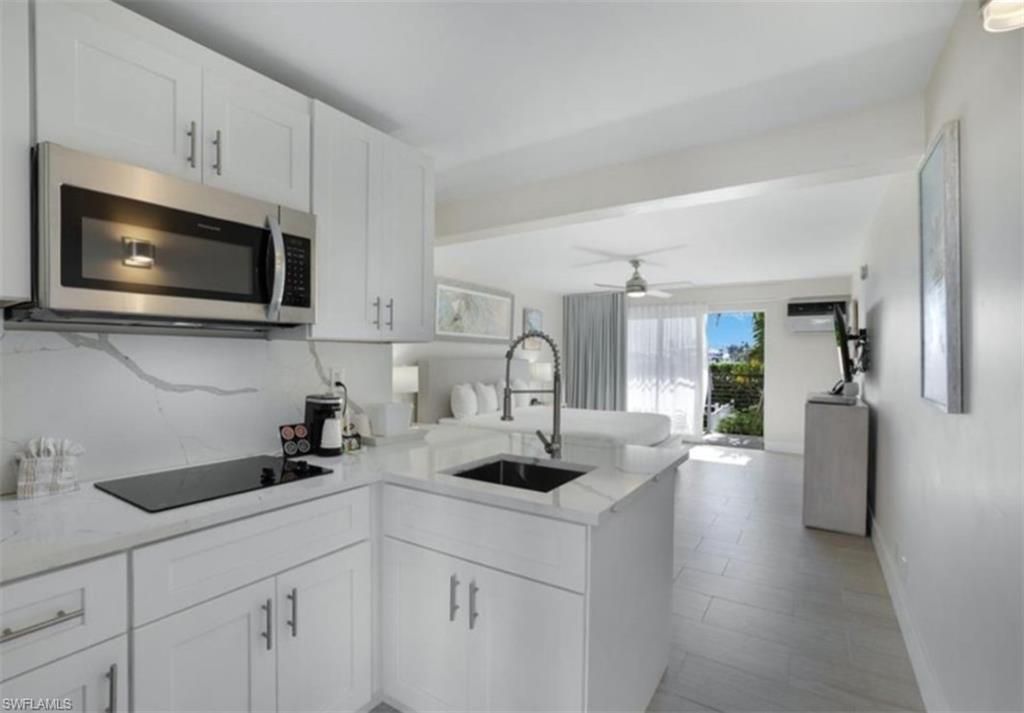 900 Broad Ave S, Unit 140, Naples, FL 34102 Photo