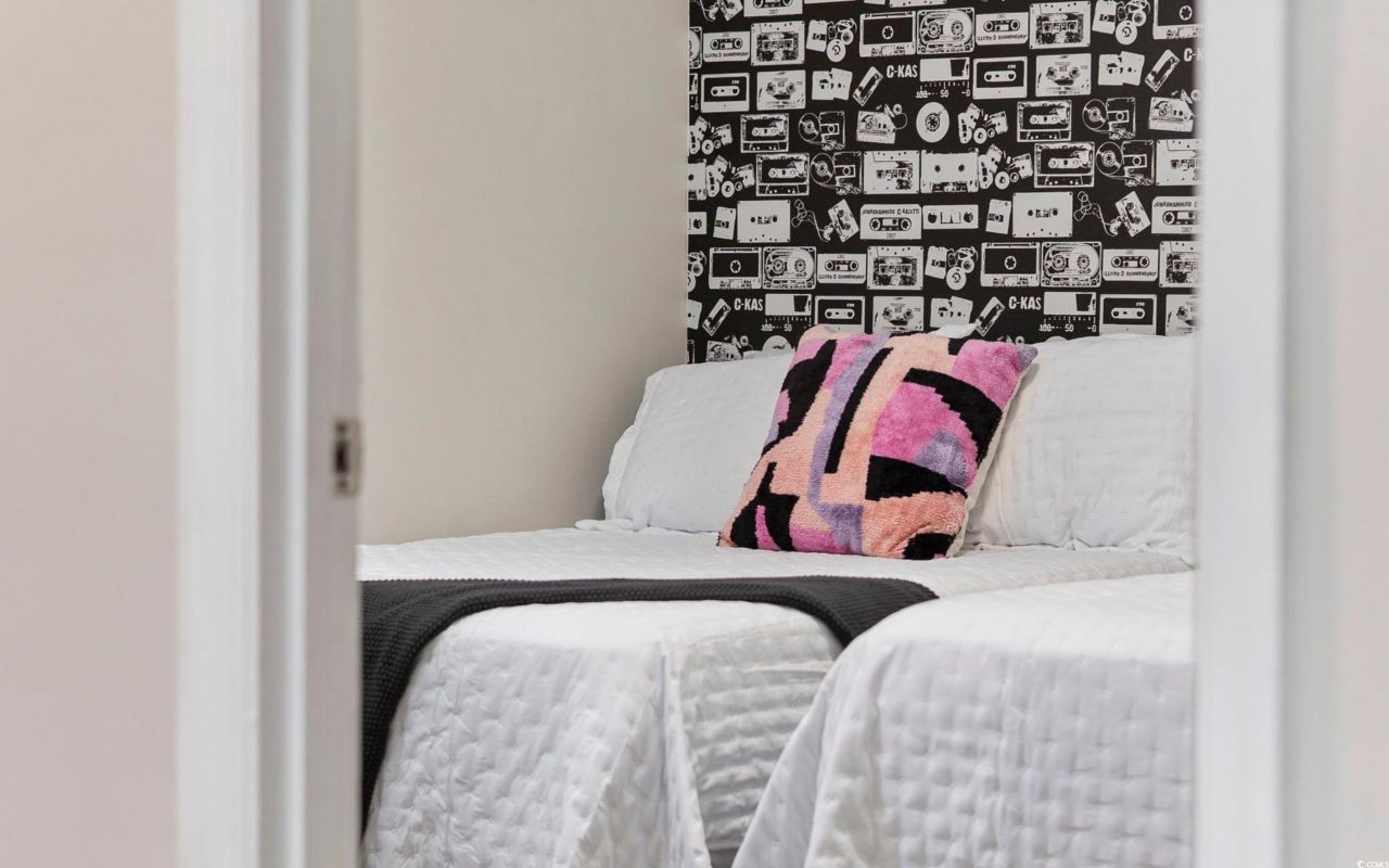 213 30th Ave. N Photo 25