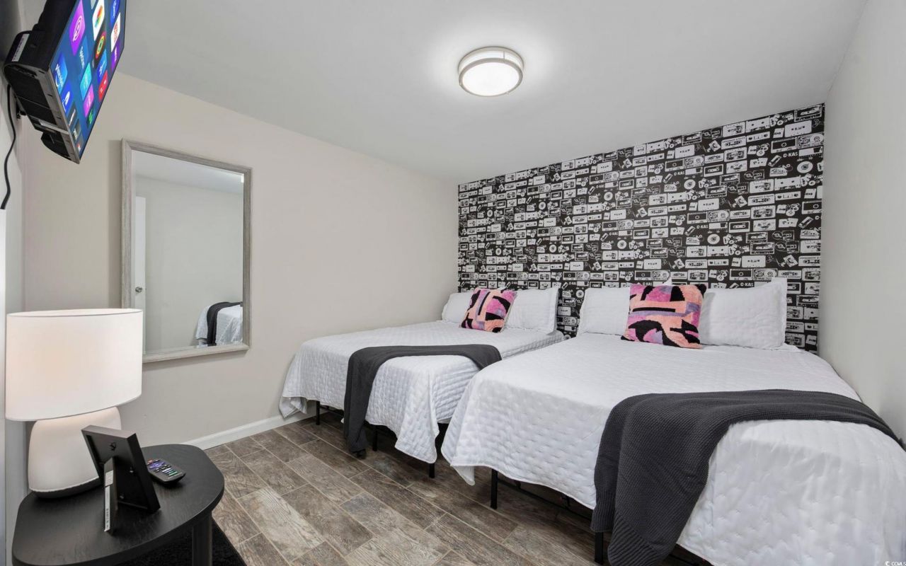 213 30th Ave. N Photo 26