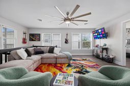 213 30th Ave. N photo 4