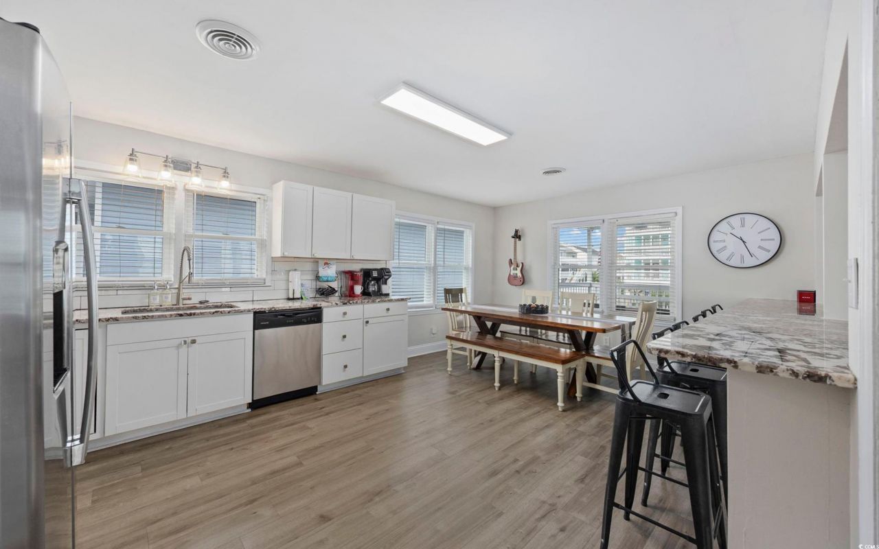 213 30th Ave. N Photo 8