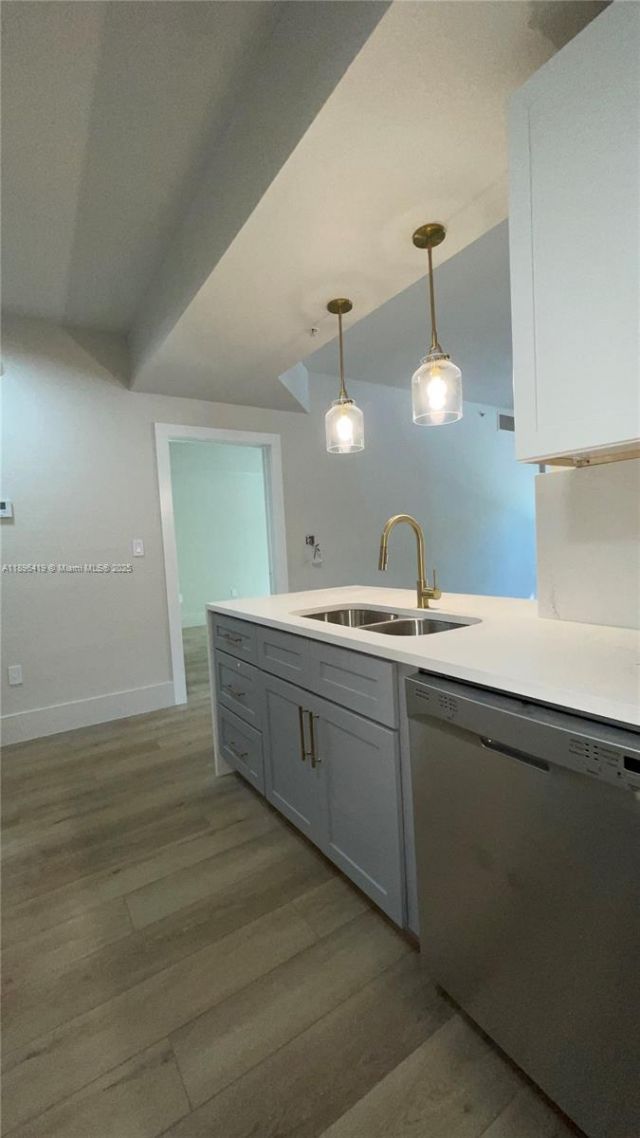 6001 SW 70th St, Unit 231, South Miami, FL 33143 Photo