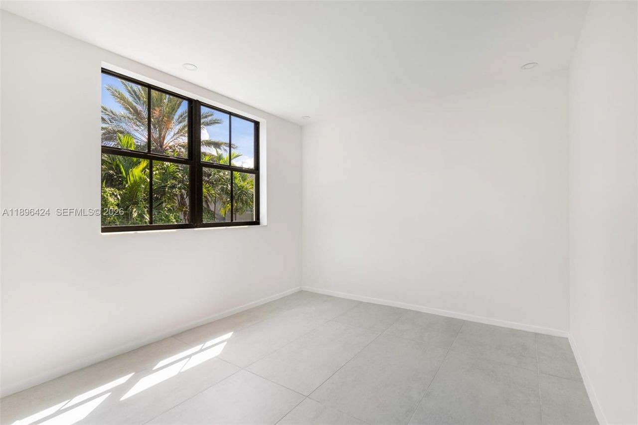 7498 SW 100th Street, Unit 8, Pinecrest, FL 33156 Photo