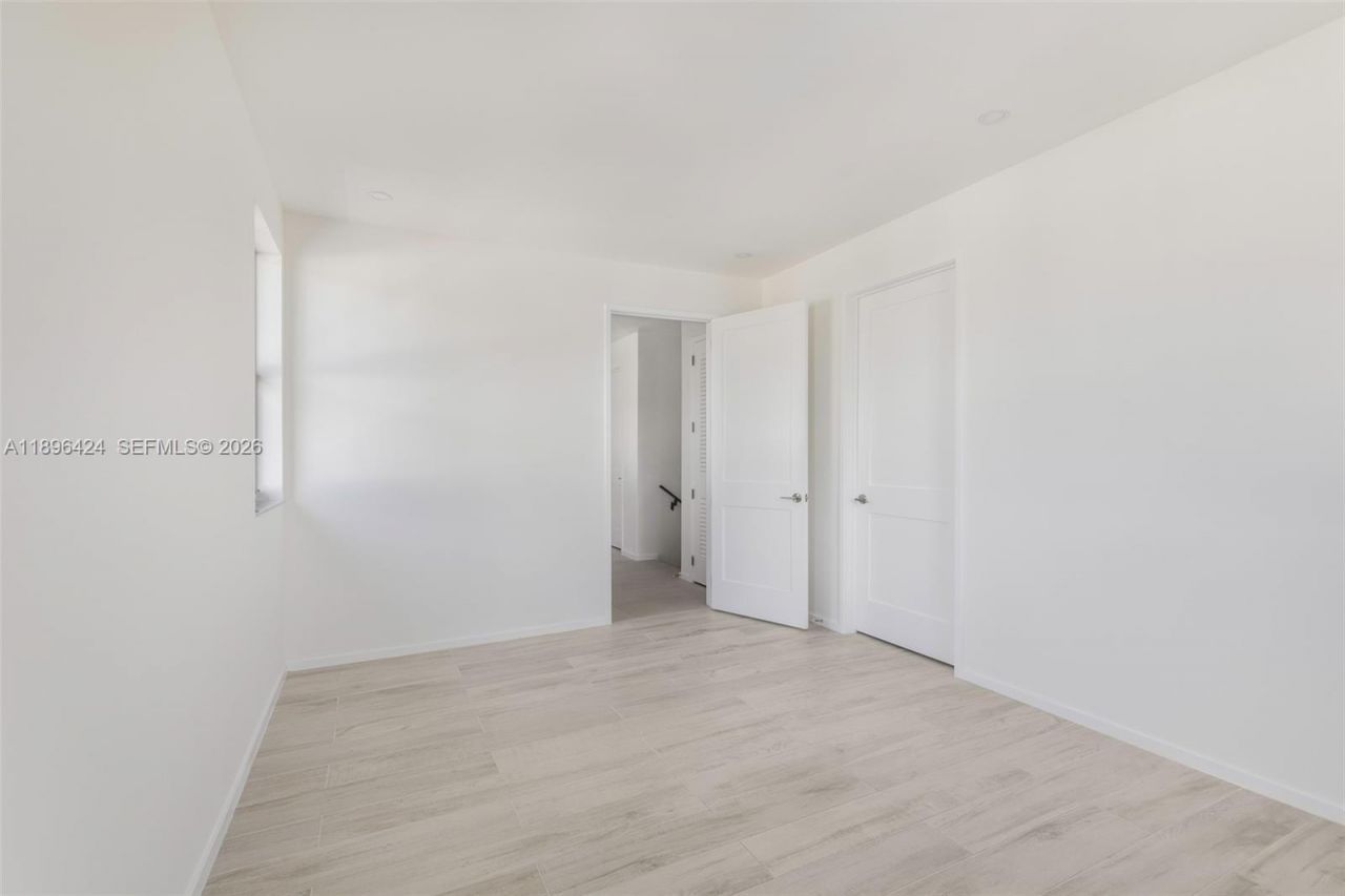 7498 SW 100th Street, Unit 8, Pinecrest, FL 33156 Photo