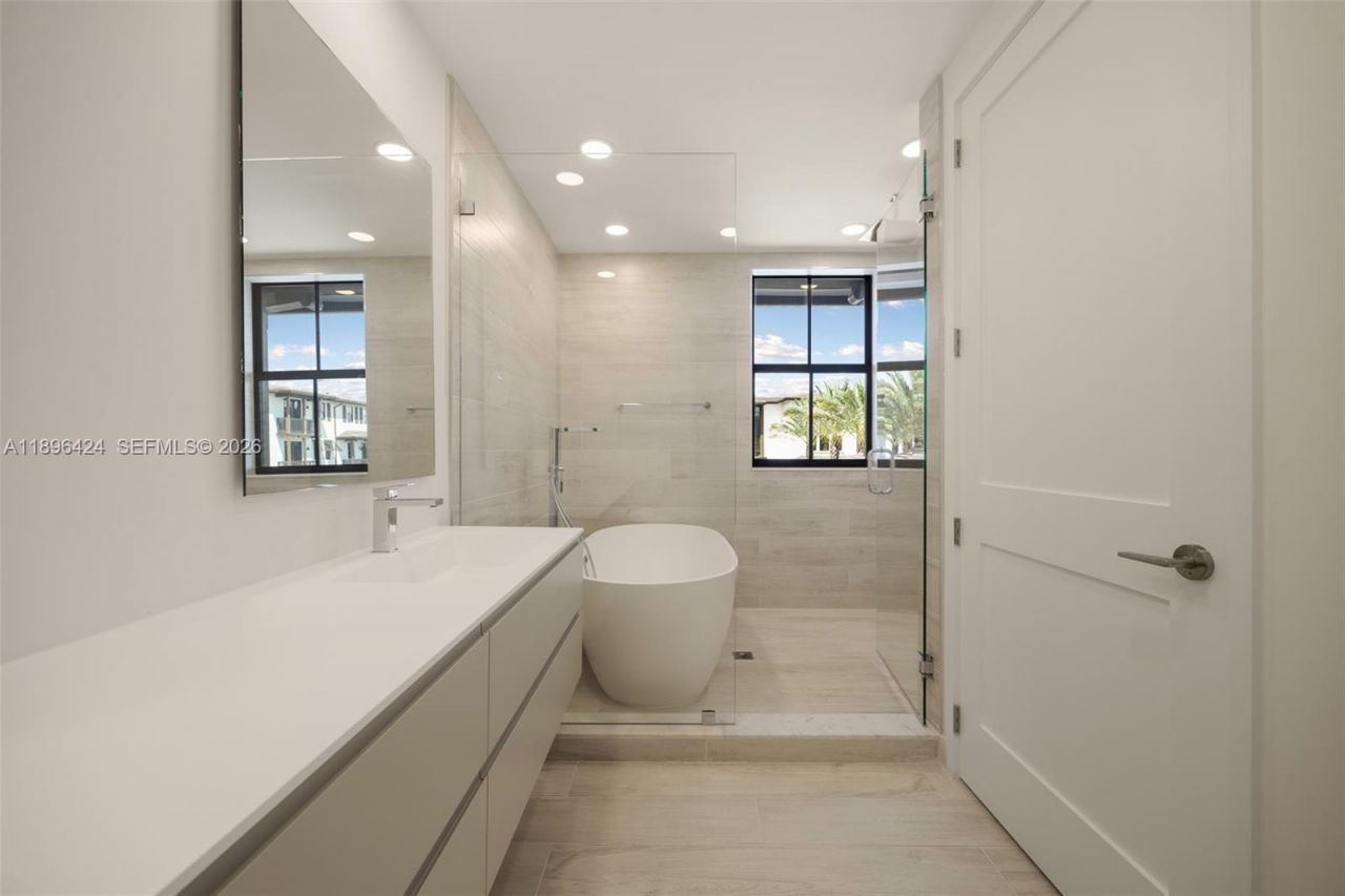 7498 SW 100th Street, Unit 8, Pinecrest, FL 33156 Photo