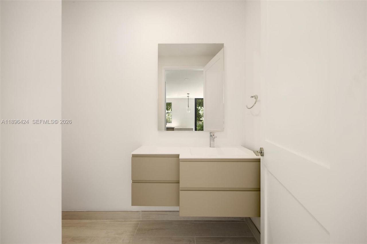 7498 SW 100th Street, Unit 8, Pinecrest, FL 33156 Photo