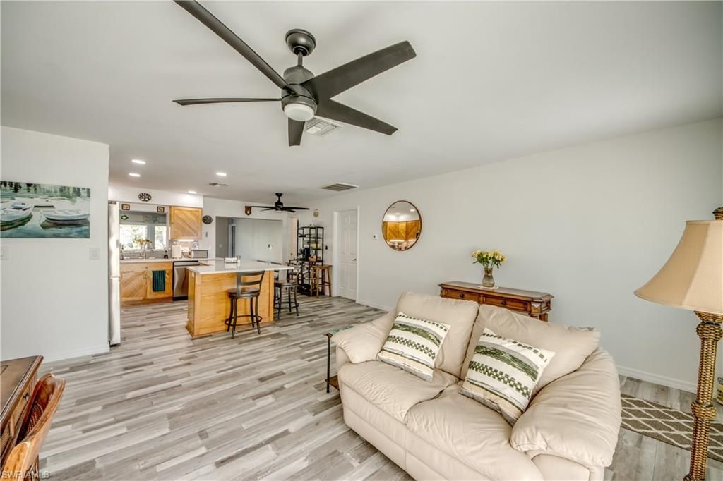 445 Donora Blvd, Fort Myers Beach, FL 33931 Photo