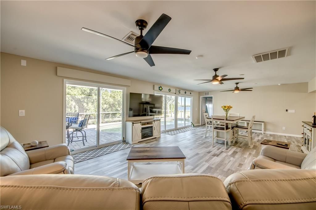 445 Donora Blvd, Fort Myers Beach, FL 33931 Photo