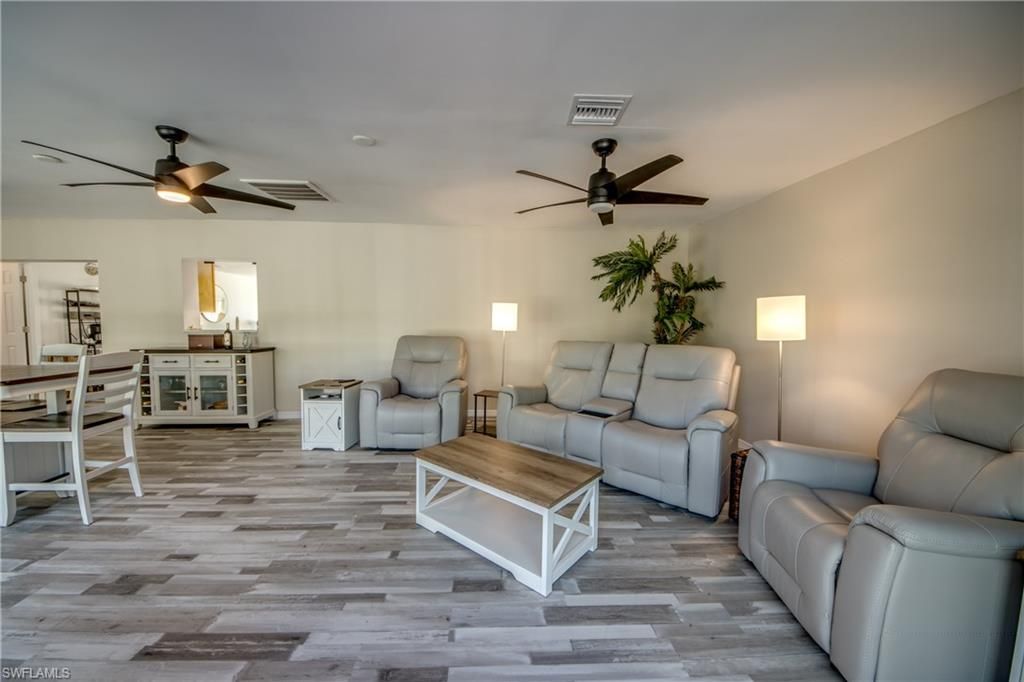 445 Donora Blvd, Fort Myers Beach, FL 33931 Photo