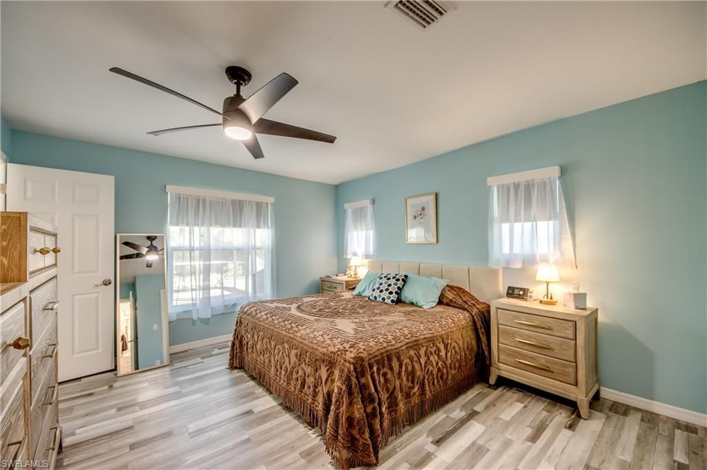 445 Donora Blvd, Fort Myers Beach, FL 33931 Photo