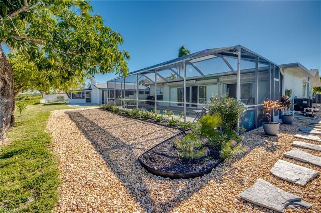 445 Donora Blvd, Fort Myers Beach, FL 33931 Photo