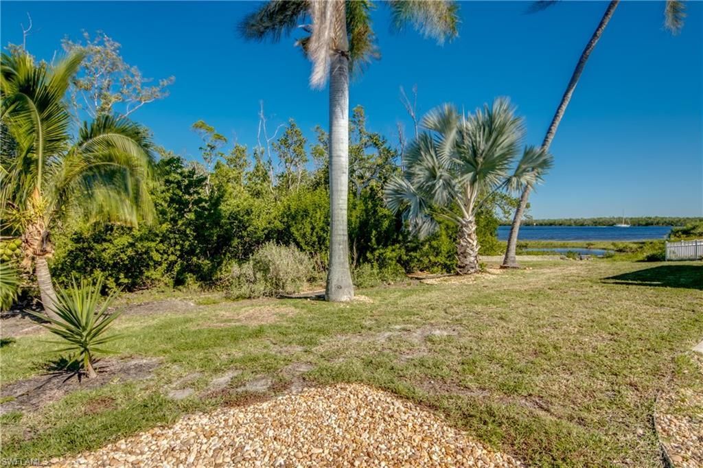 445 Donora Blvd, Fort Myers Beach, FL 33931 Photo