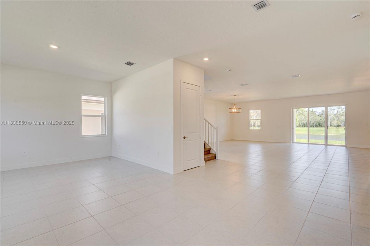 4390 SW 122nd Ter, Davie, FL 33330 Photo