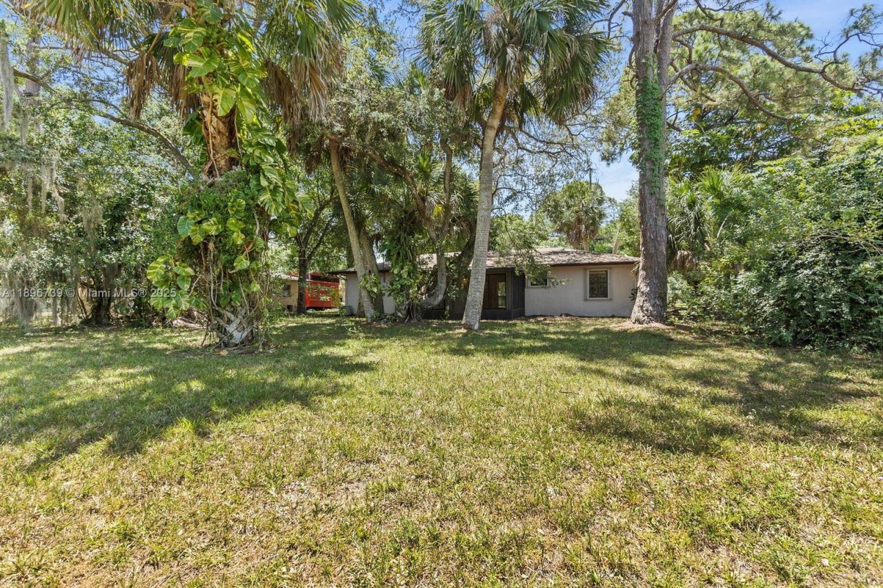7502 Bayard Rd, Fort Pierce, FL 34951 Photo