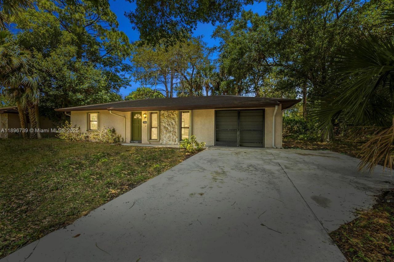7502 Bayard Rd, Fort Pierce, FL 34951 Photo