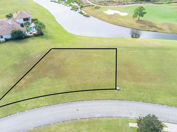 102 SE Santa Lucia, Port Saint Lucie, FL 34984