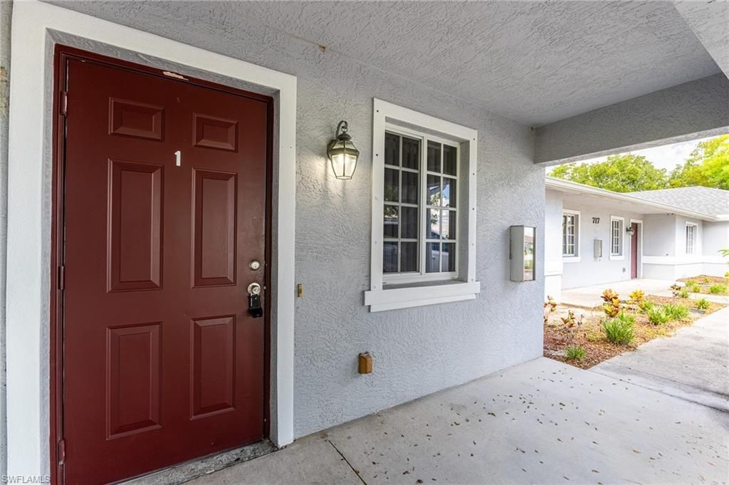 717 SE 8th St, Cape Coral, FL 33990 Photo