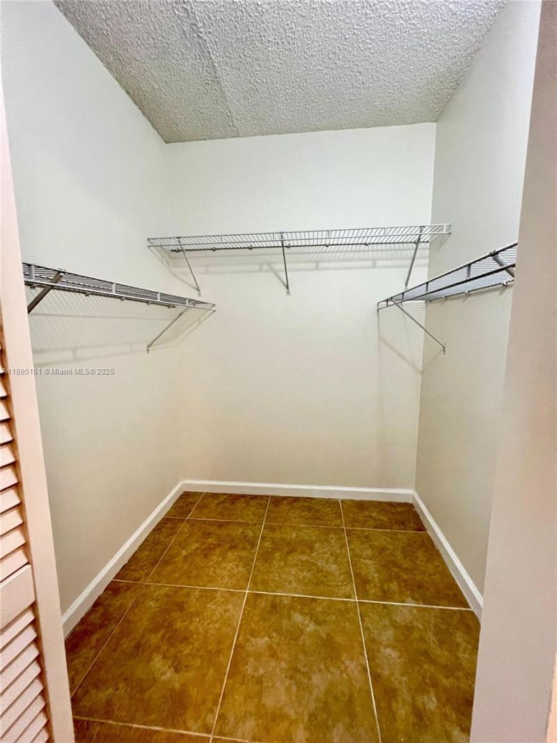 340 Pine Ridge Cir, Unit D-1, Greenacres, FL 33463 Photo