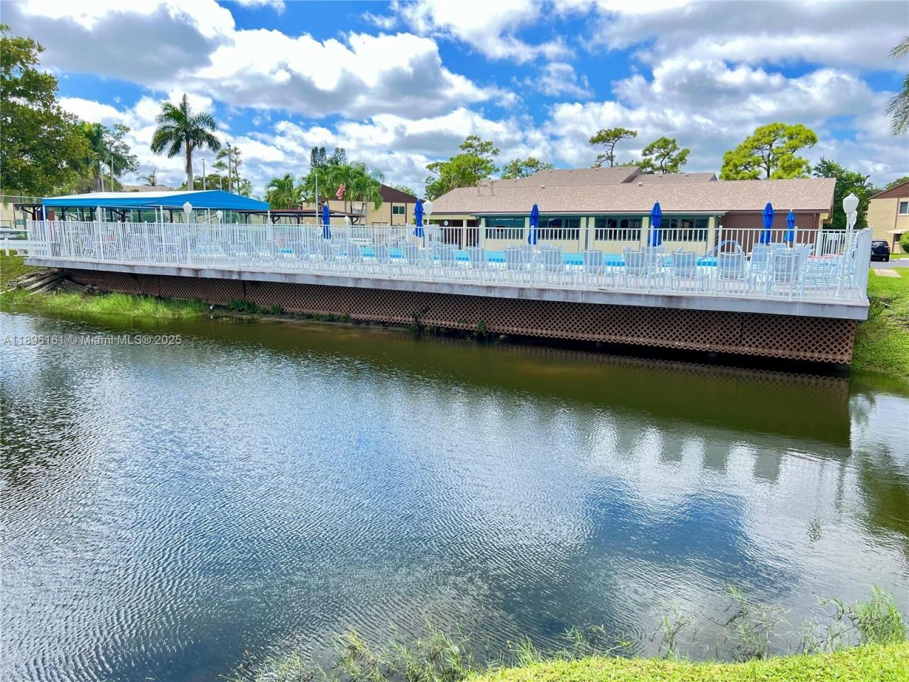 340 Pine Ridge Cir, Unit D-1, Greenacres, FL 33463 Photo