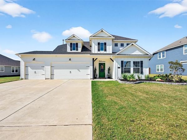 608 Finlee Way , Tioga, TX 76271