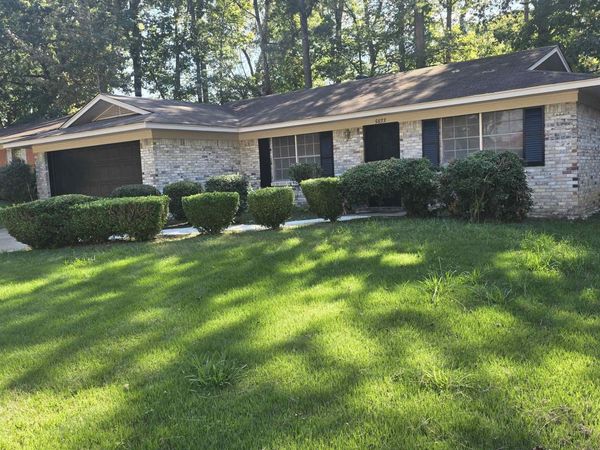 5823 LIberty Cove, Little Rock, AR 72209