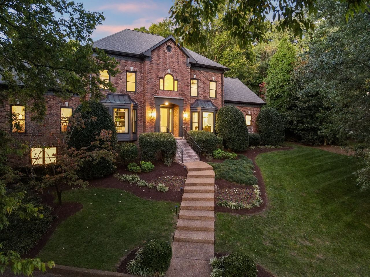 1428 Beddington Park, Nashville, TN 37215 Main Photo