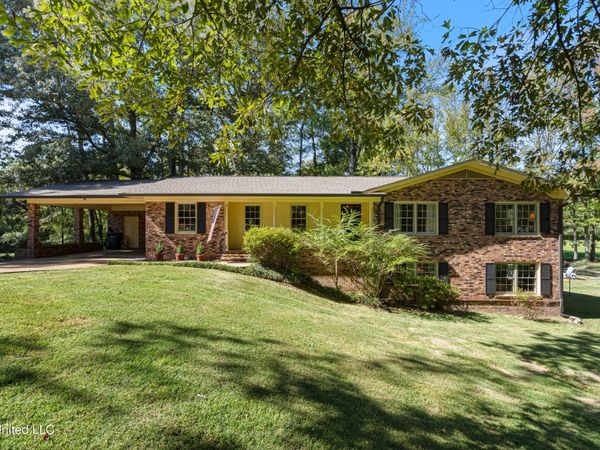 320 Cedar Hills Road, Holly Springs, MS 38635