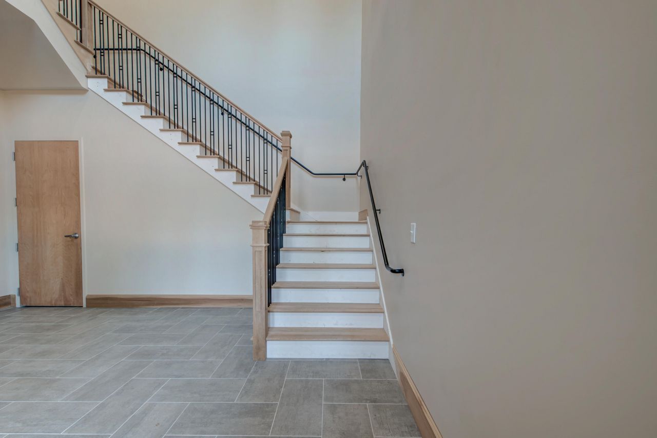 212 W 4th North Street N Photo 11