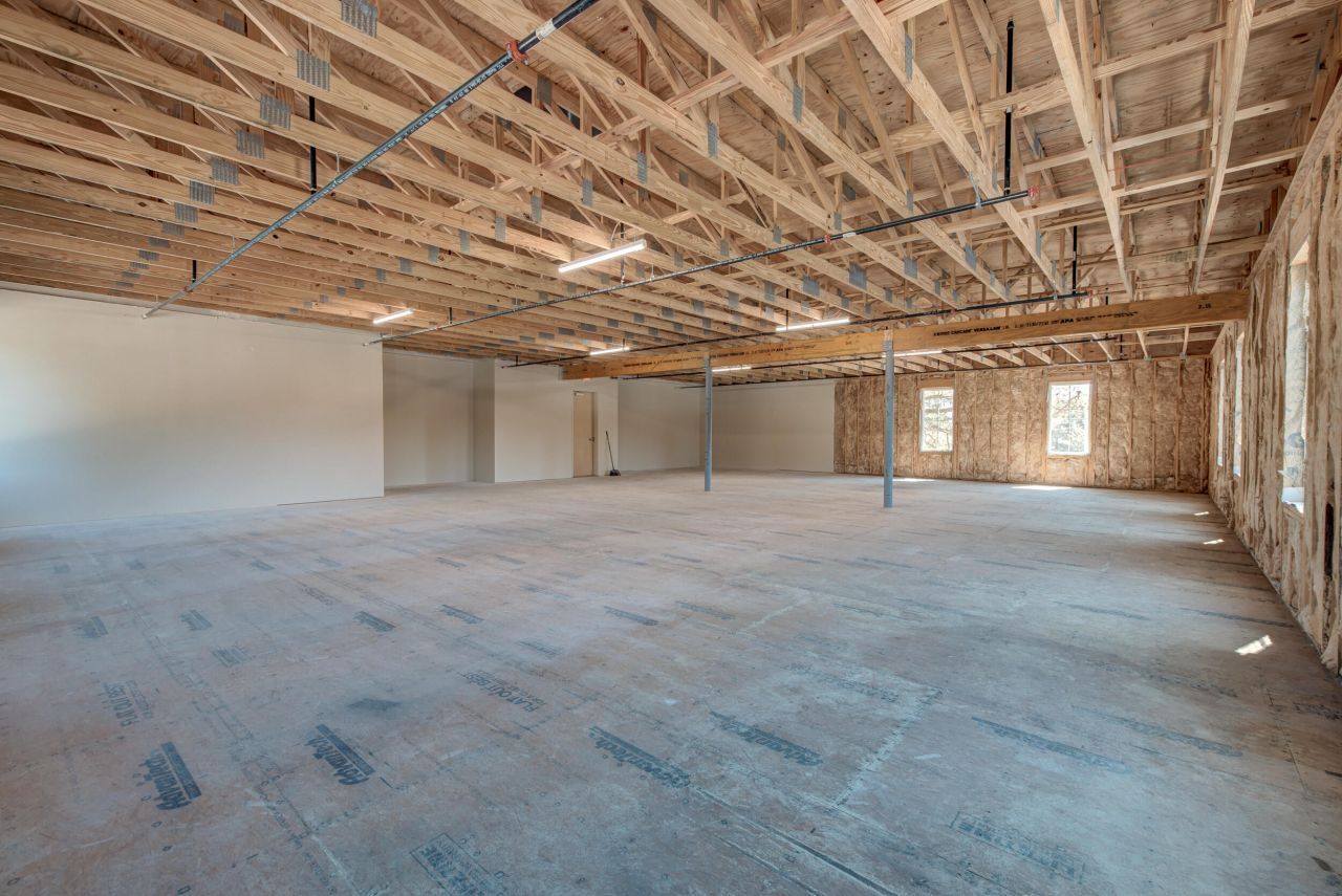 212 W 4th North Street N Photo 28