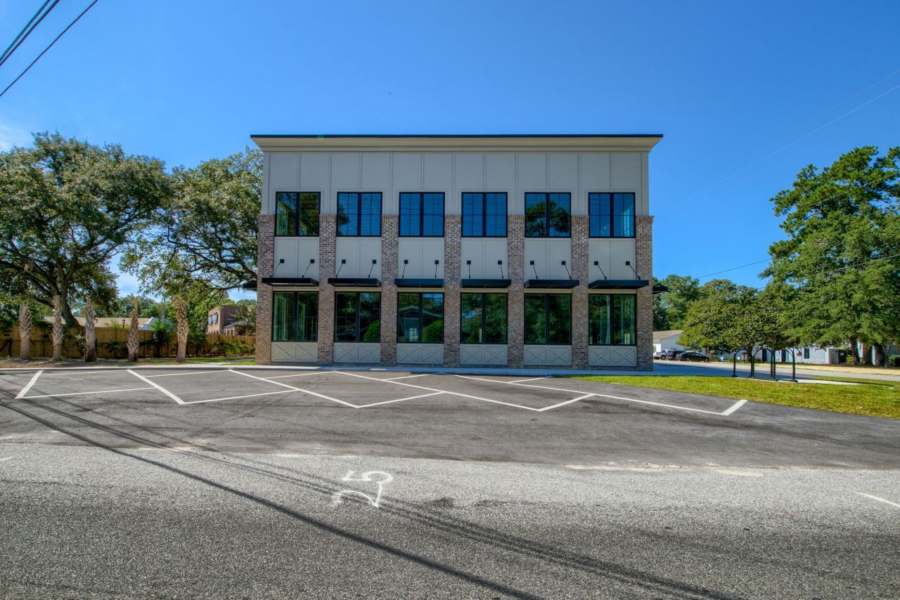 212 W 4th North Street N Photo 8