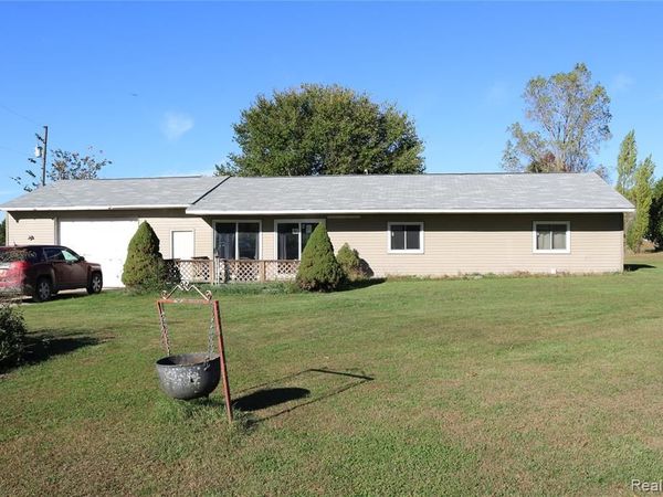 5794 Arbela Road, Millington Twp, MI 48746