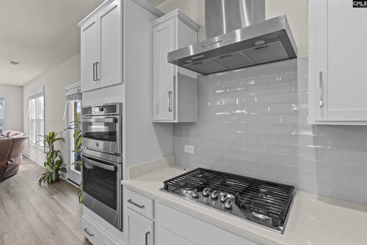 274 Red Ash Way Photo 11