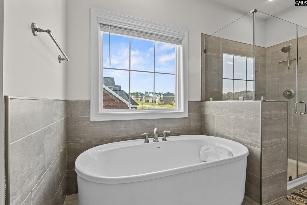 274 Red Ash Way Photo 24