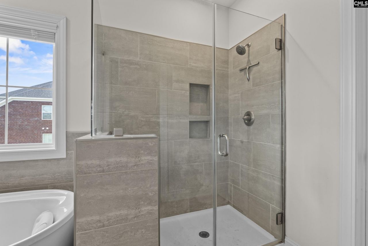 274 Red Ash Way Photo 25