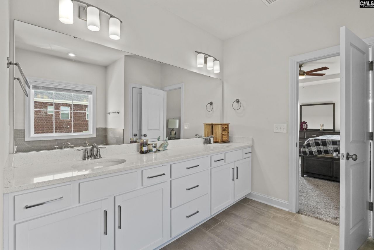 274 Red Ash Way Photo 26