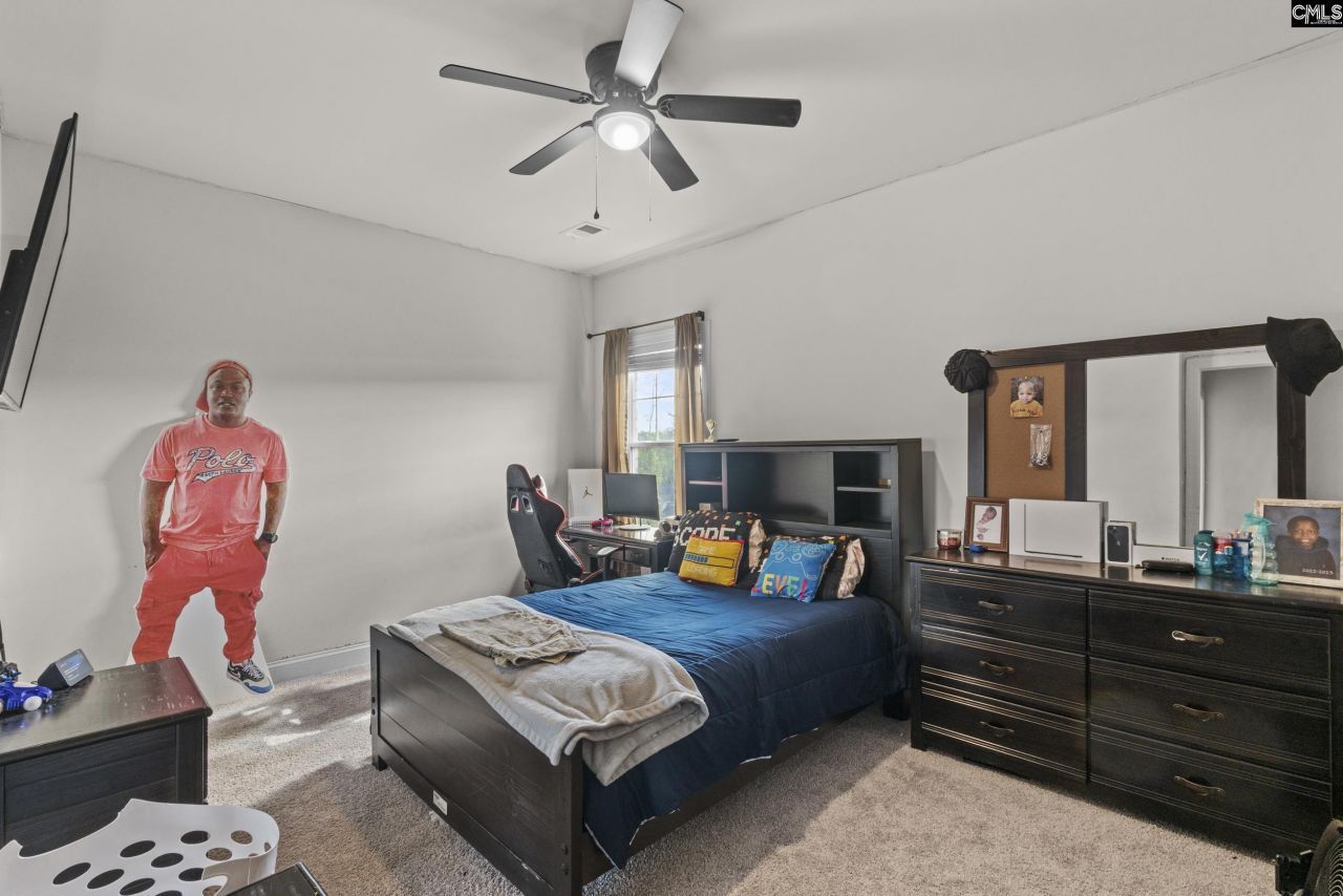 274 Red Ash Way Photo 35