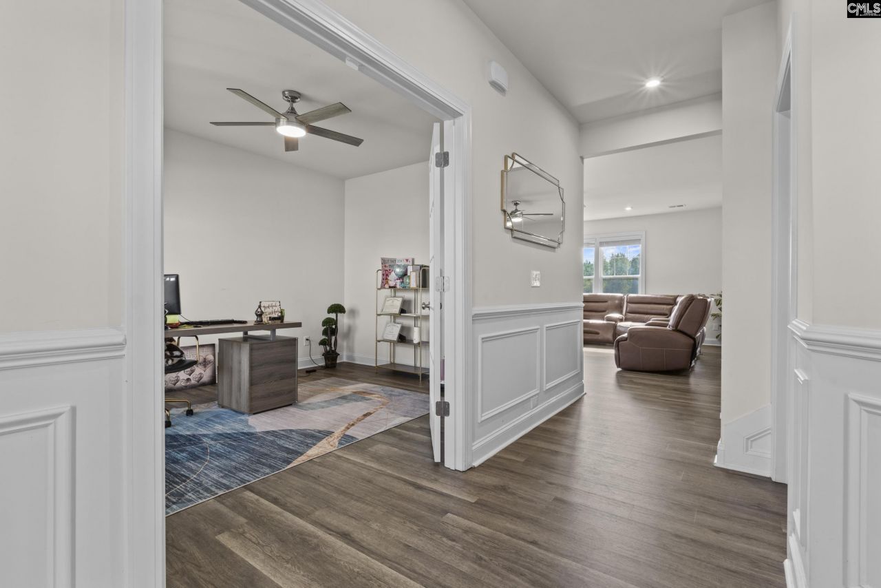 274 Red Ash Way Photo 4